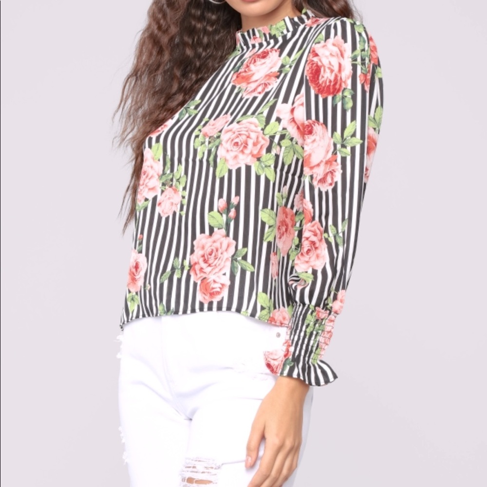 Fashion Nova flower blouse